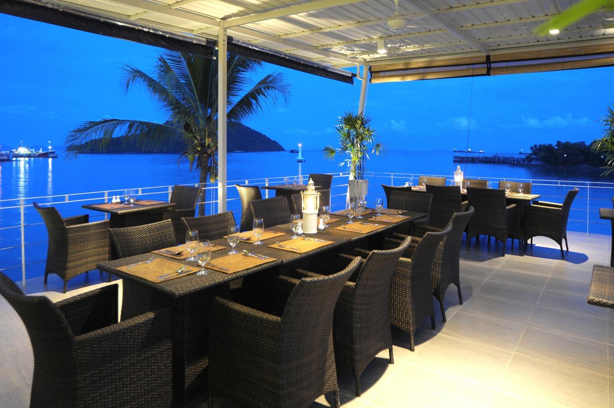 Phuket Boat Quay Hotel Panwa Beach Buitenkant foto